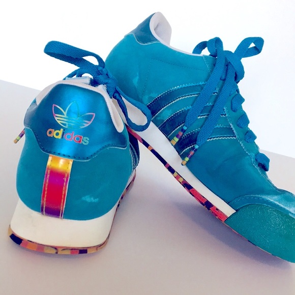 adidas Other - Adidas Samoa sneakers